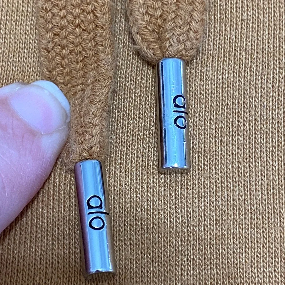 Alo Yoga Accolade Hoodie Mustard Yellow Ochre Chrome Logo Sweatshirt XS